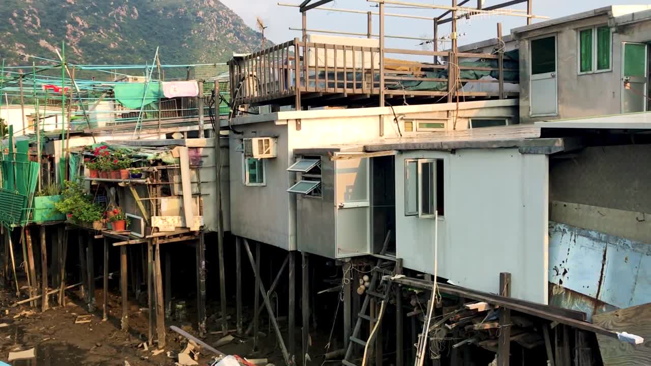 Life in a Traditional Hong Kong Fishing Village