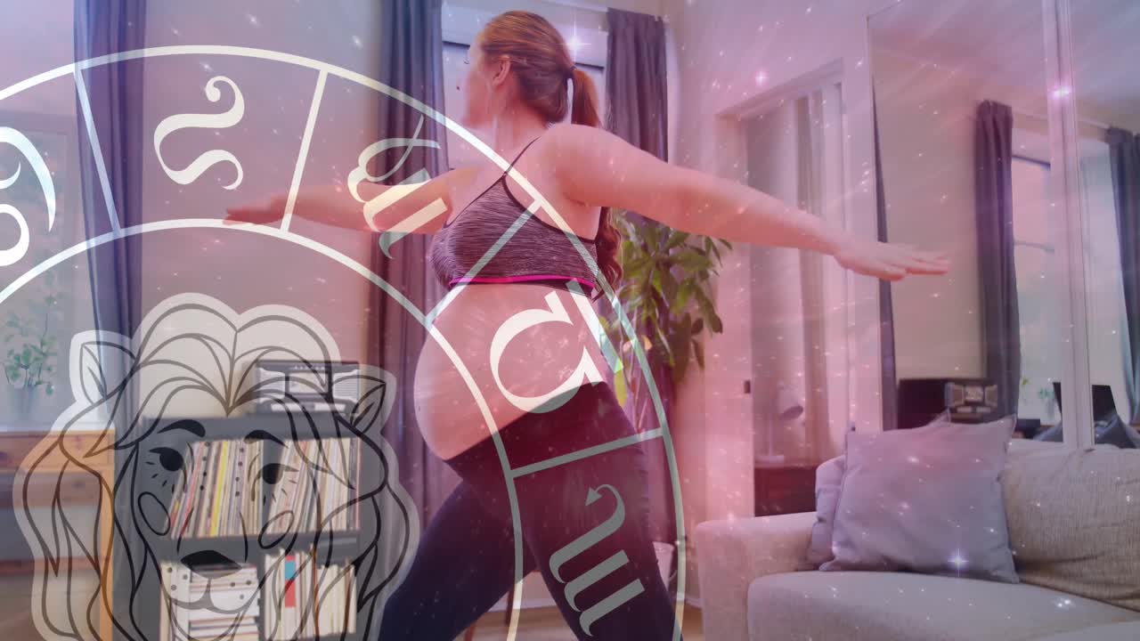animación del signo de la estrella león rueda del zodiaco sobre mujer embarazada caucásica haciendo ejercicio