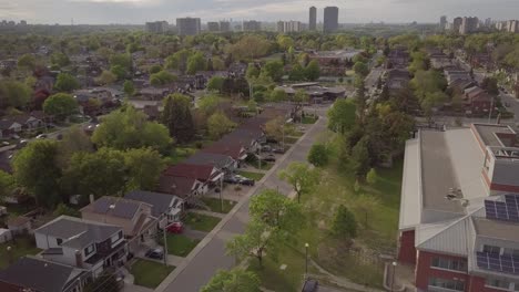 Dolly-shot-in-the-suburbs