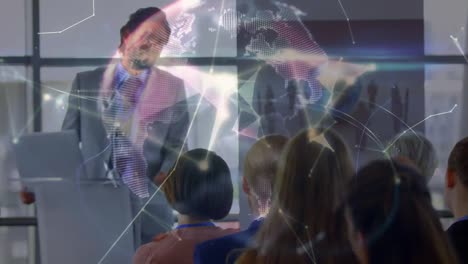 animación del globo sobre diversas personas de negocios en la oficina