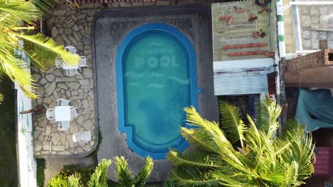 alejarse de una piscina en leon nicaragua