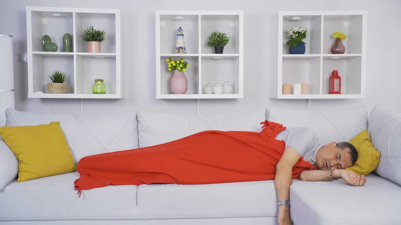 피곤한 잠자는  ⁇ 은이.