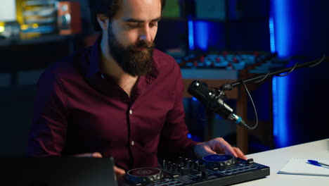 guru de la tecnología de filmación revisión de la tecnología del controlador de dj recientemente lanzado