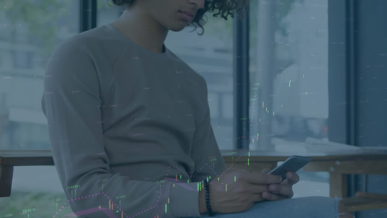 animación del procesamiento de datos sobre el hombre utilizando un teléfono inteligente