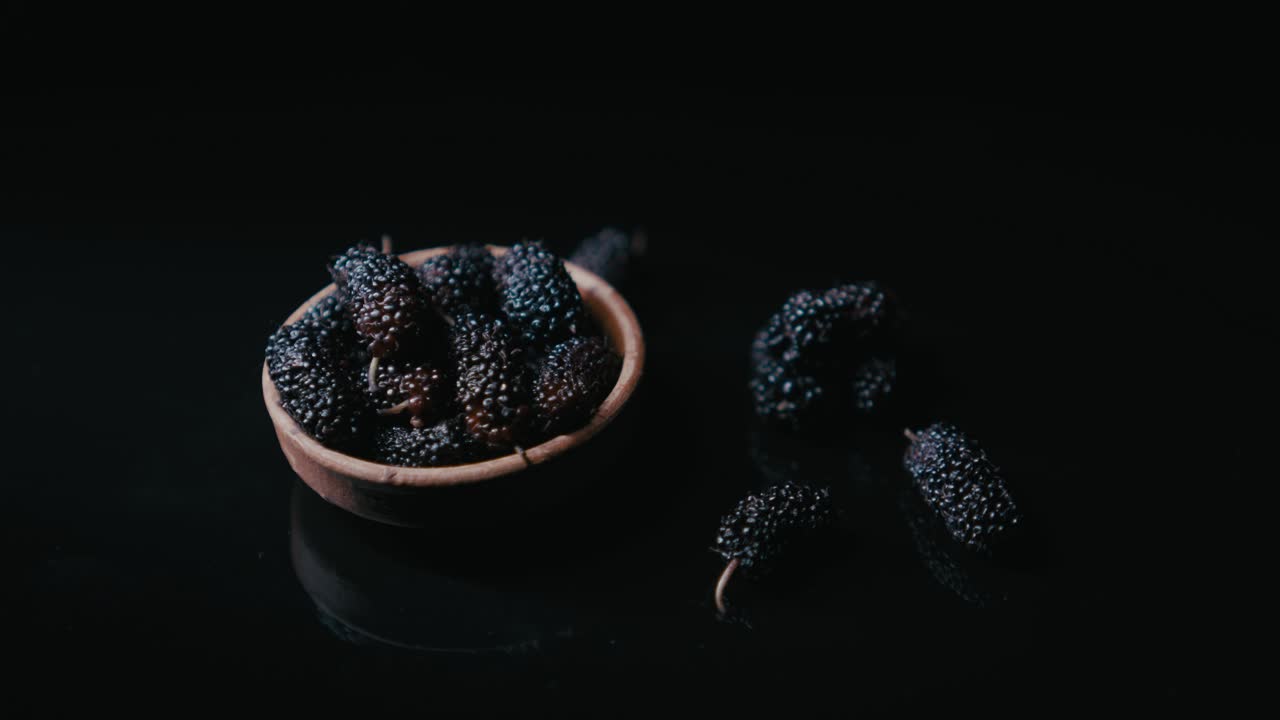 Blackberry fruit is very tasty and has a lot of nutritional value.