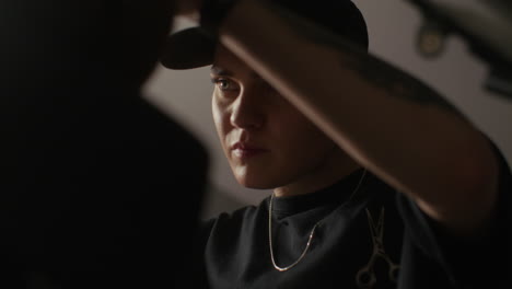 close-up of a hair stylist preparing for a haircut