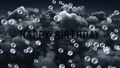 Animation-Von-Texten-Zum-Geburtstag-Und-Seifenblasen-über-Bewölktem-Himmel