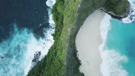 Wonderful-aerial-view-directly-above-T-rex-moutain-in-Nusa-Penida