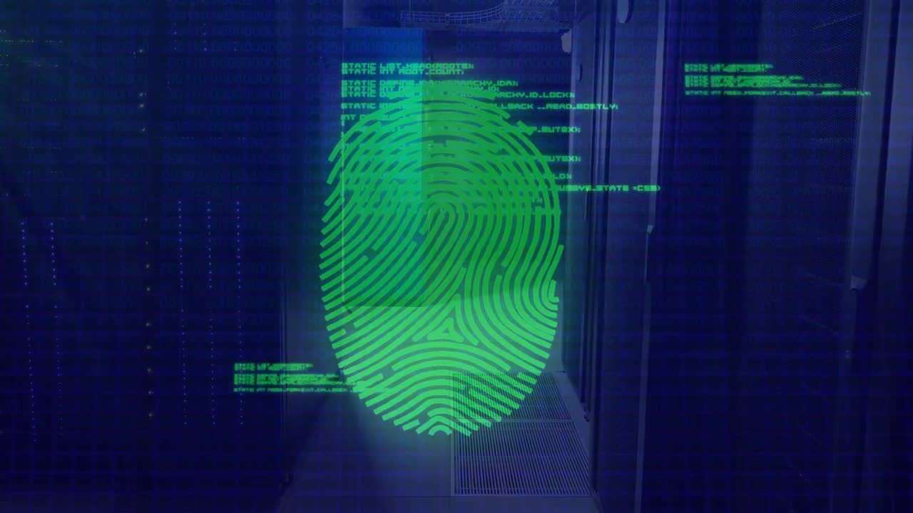 animación del procesamiento de datos y huellas dactilares sobre la sala del servidor