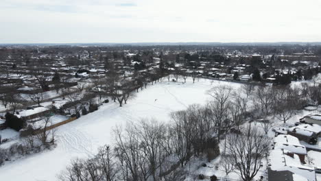 Convergiendo-Hacia-Walker&#39;s-Creek-Catharines-Ontario-Canadá-Antena