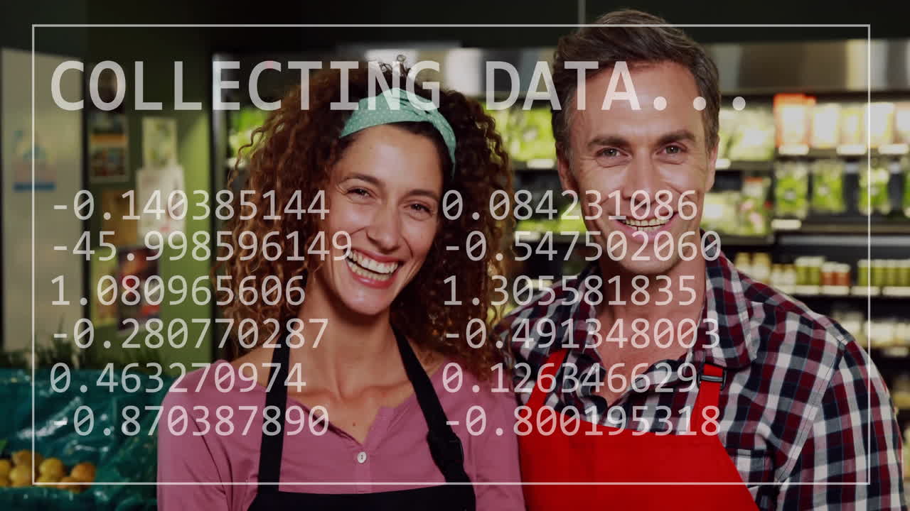 animación de procesamiento de datos sobre colegas caucásicos con delantales en la tienda