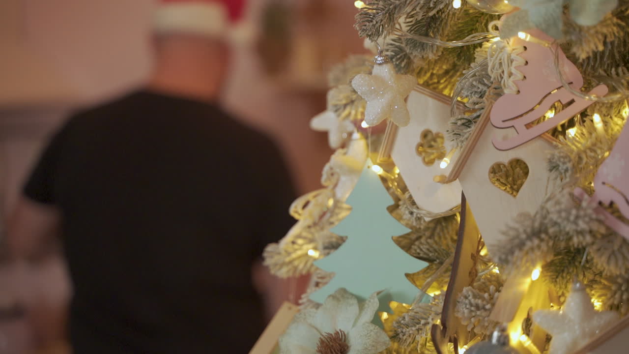 복사 공간이 있는 크리스마스 트리 장식