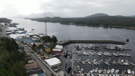 Ketchikan,-Alaska,-Wunderschönes-Luftvideo