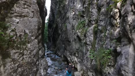 Wandern-Wandern-Canyon-Fluss-Drohne