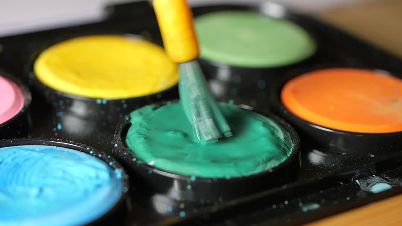 Watercolor Paint Palette with Brush