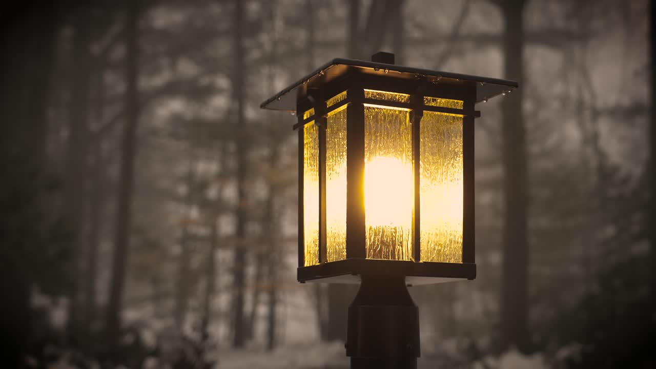 고 양식의 안개 같은 아침 모습