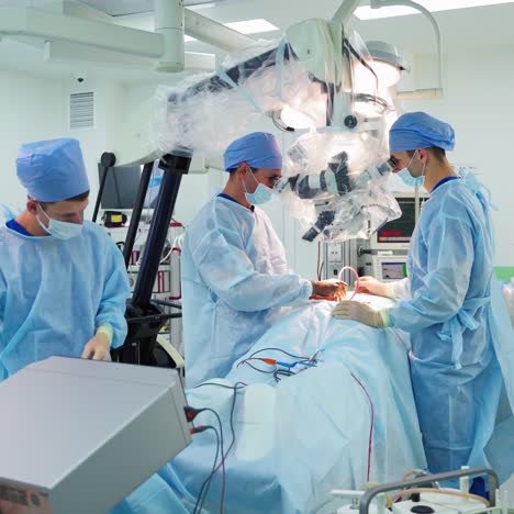 surgeons performing neurosurgery