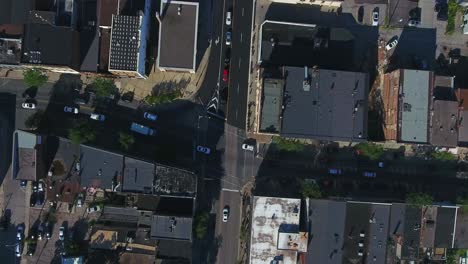 Top-Down-Overhead-View-of-Traffic-at-Intersection-in-Whitby,-Canada