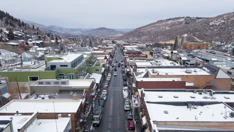 Park-City-Main-Street-on-winter-day,-Utah