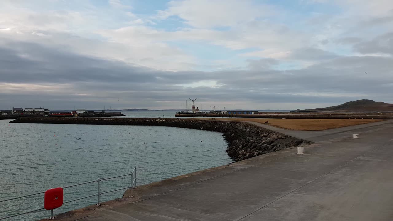 прекрасный залив хаут - красивая деревня недалеко от дублина