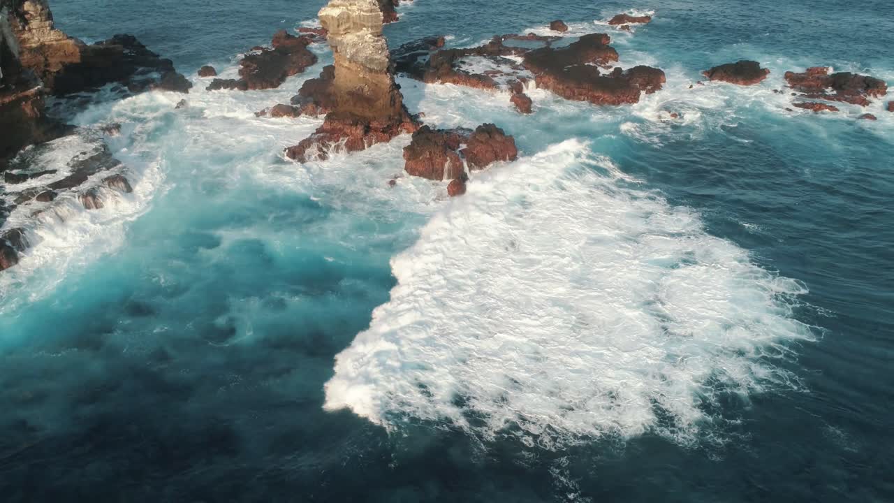 Viste sull'oceano aperto nelle Isole Galapagos