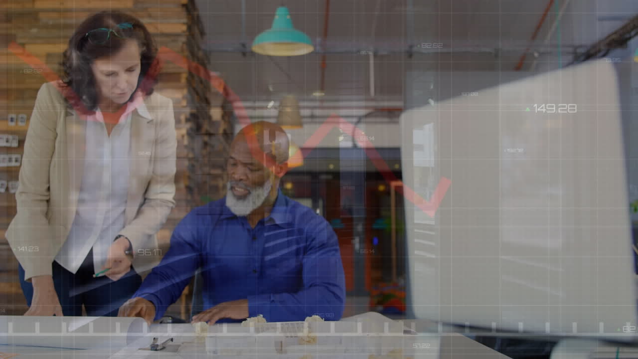 animación del procesamiento de datos sobre diversas personas de negocios en la oficina