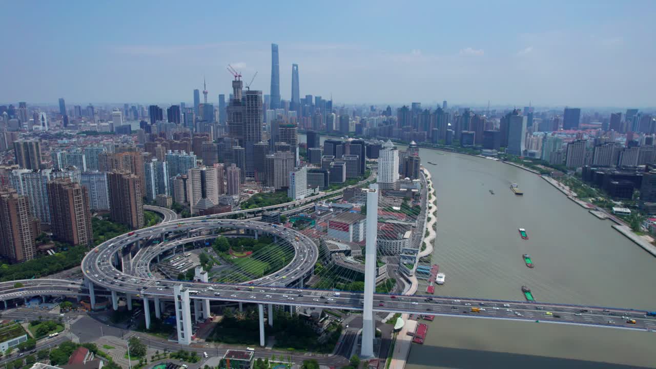 Yangpu Bridge，Shanghai Huangpu River，Modern city