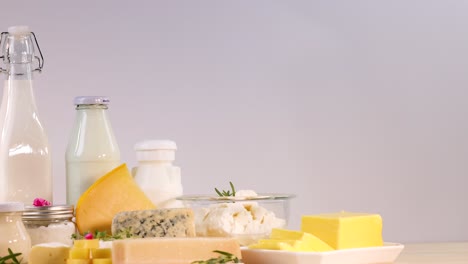 variedad de productos lácteos