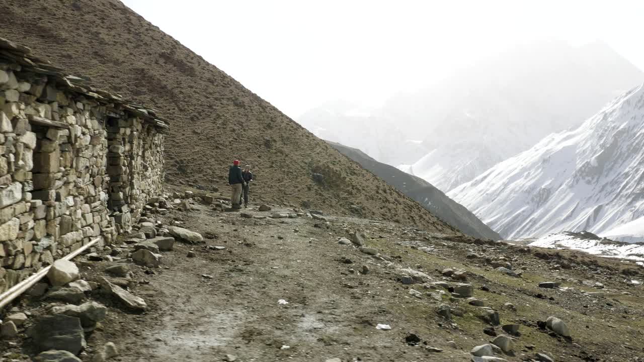 다르마살라 텐트 캠프 (darmasala tent camp) - 고도 4500m, 마나슬루 서 트렉