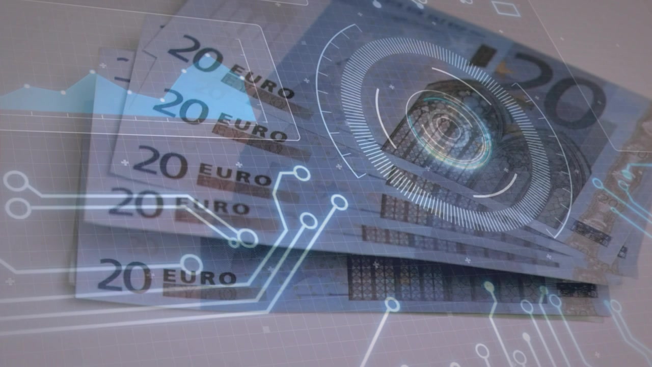 Blåt overlay stiger, HUD scanner 20€-sedler, mens kredsløb lyser op, og kameraet vipper for at verificere sikkerheden.