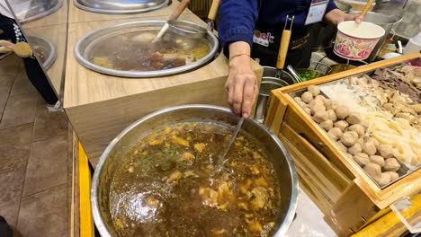 thai street food soup preparation