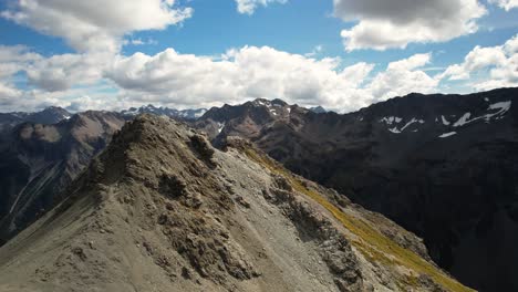 Aerial-scenic-of-alpine-landscape-in-New-Zealand,-Avalanche-Peak-in-Arthurs-Pass-National-Park