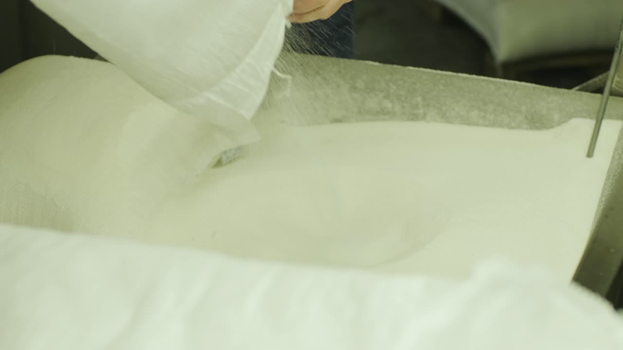 산업용 설탕 생산: 설탕을 산업용으로 사용하는 것.