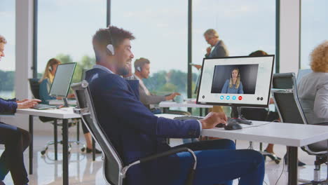 personas de negocios en videoconferencia