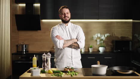 chef en la cocina