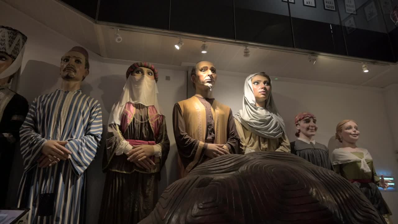 Large figures of Corpus Christi giants in Valencia