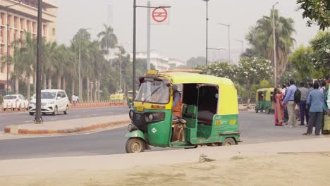 Delhi-Orange-DTC-Bus-Indien