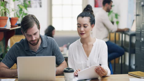 Trabajando-Juntos-Es-Como-Aseguramos-Nuestro-éxito