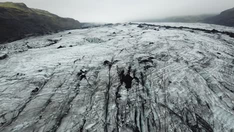 Vistas-Masivas-De-Glaciares-En-Islandia