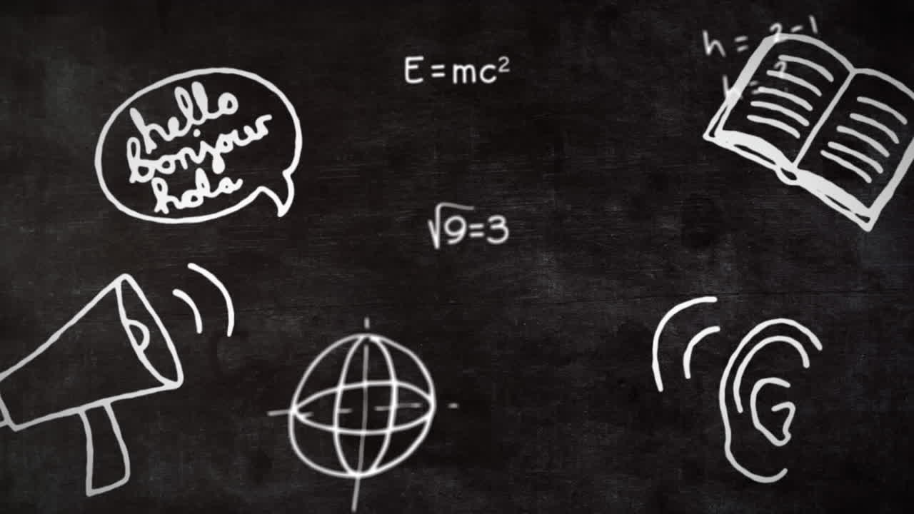 iconos de conceptos escolares y ecuaciones matemáticas contra la pizarra