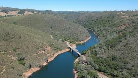 vista aérea del río americano south fork, california