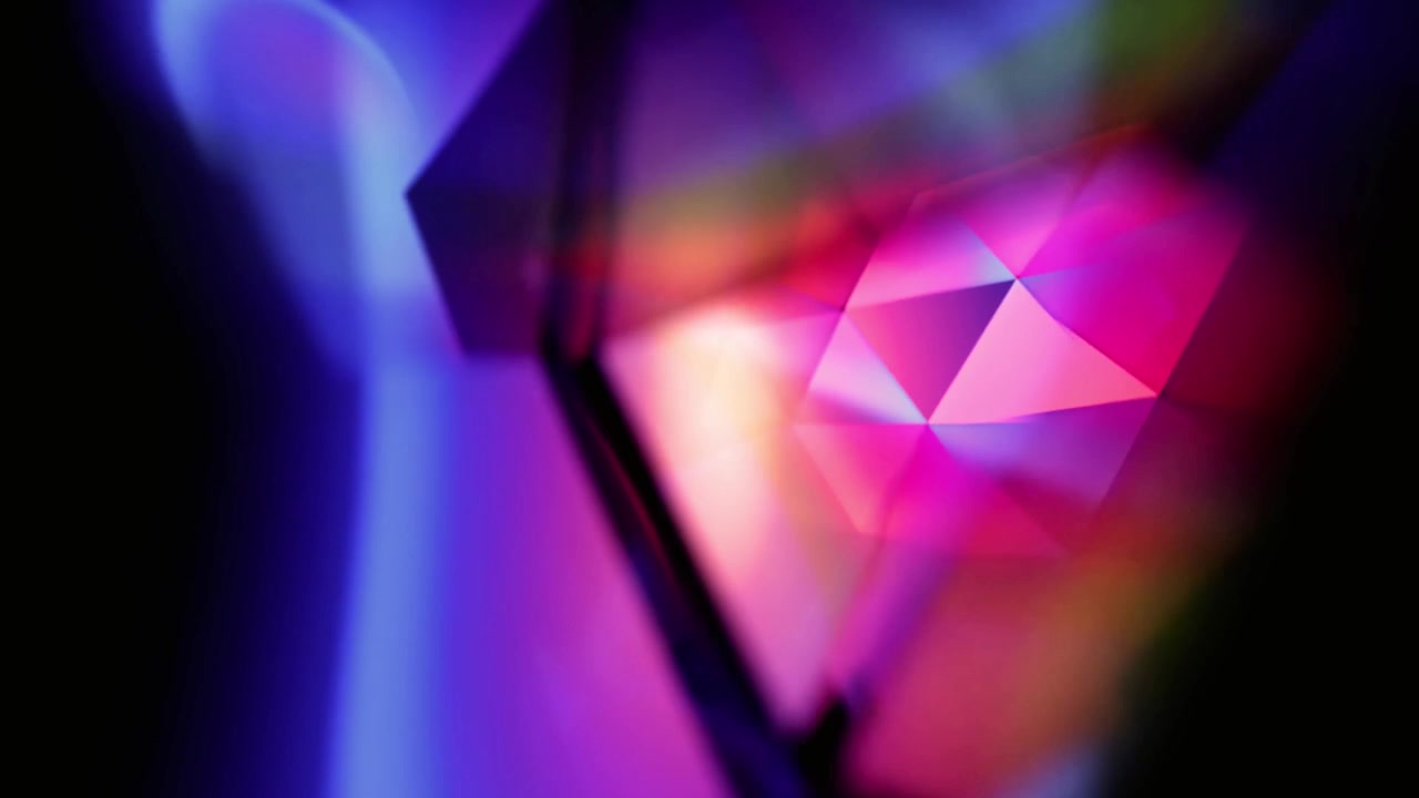 Motivo Luminoso Astratto Dinamico con Prismi Rotanti e Rifrazioni Colorate