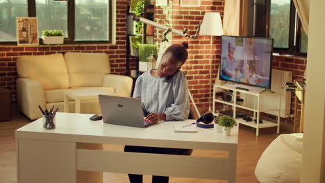 freelancer writing information from call