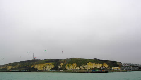 Gleitschirmfliegen-Weit-Auf-Newhaven-Geschossen