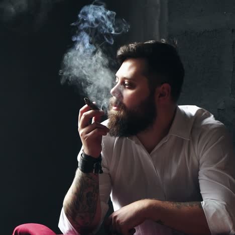 hombre, el humo es dañino para la salud.