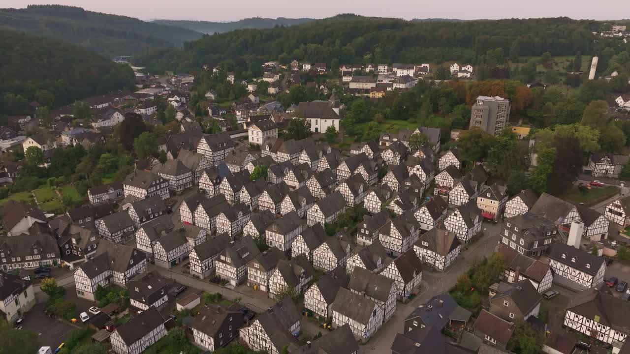 Historisk bindingsværksby Freudenberg, Tyskland, set oppefra