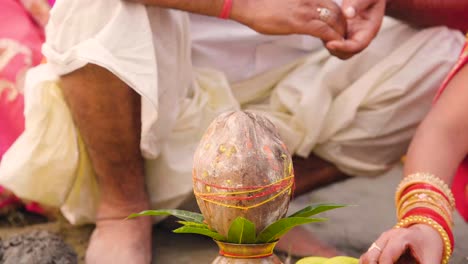 hindu pooja done by pilgrims