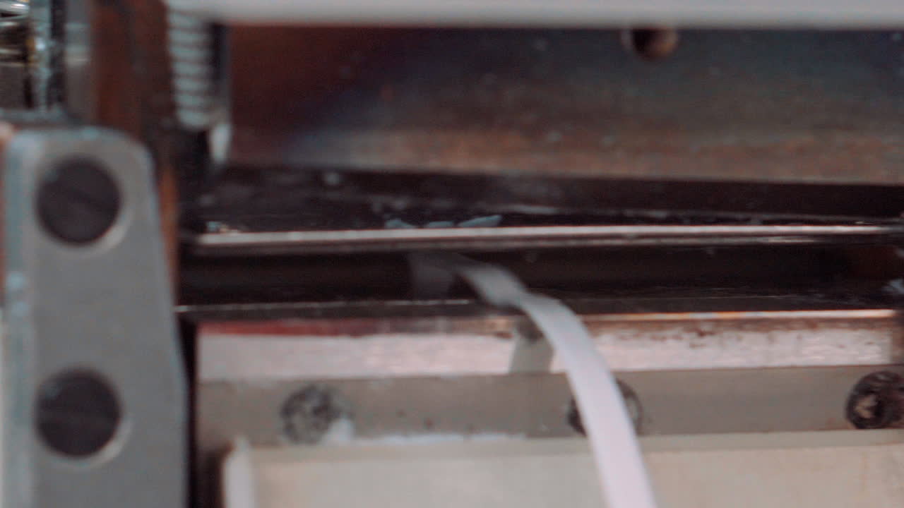 안면 마스크 용 고무줄 절단 용 자동 기계