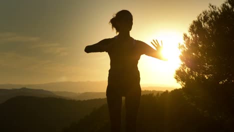 Woman-Doing-Yoga-Outside-06