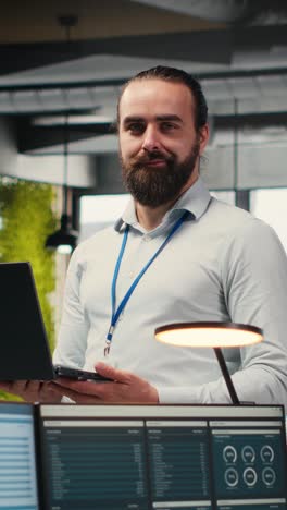 vertical video general manager uses digital technology to forecast business performance